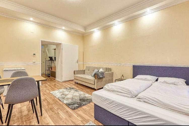 Апартаменти Lovely Airbnb Near Schoenbrunn Відень Екстер'єр фото